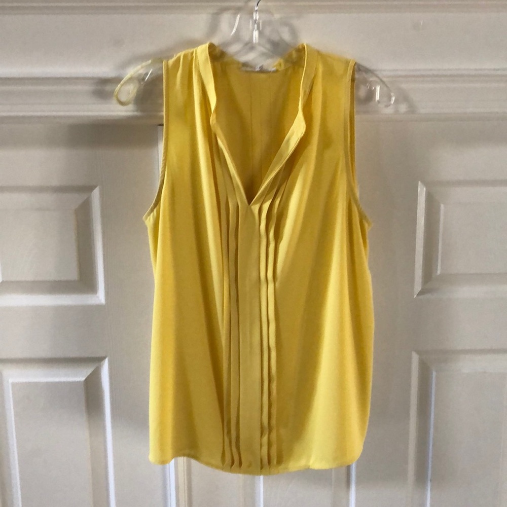 Adorable dressy yellow tank